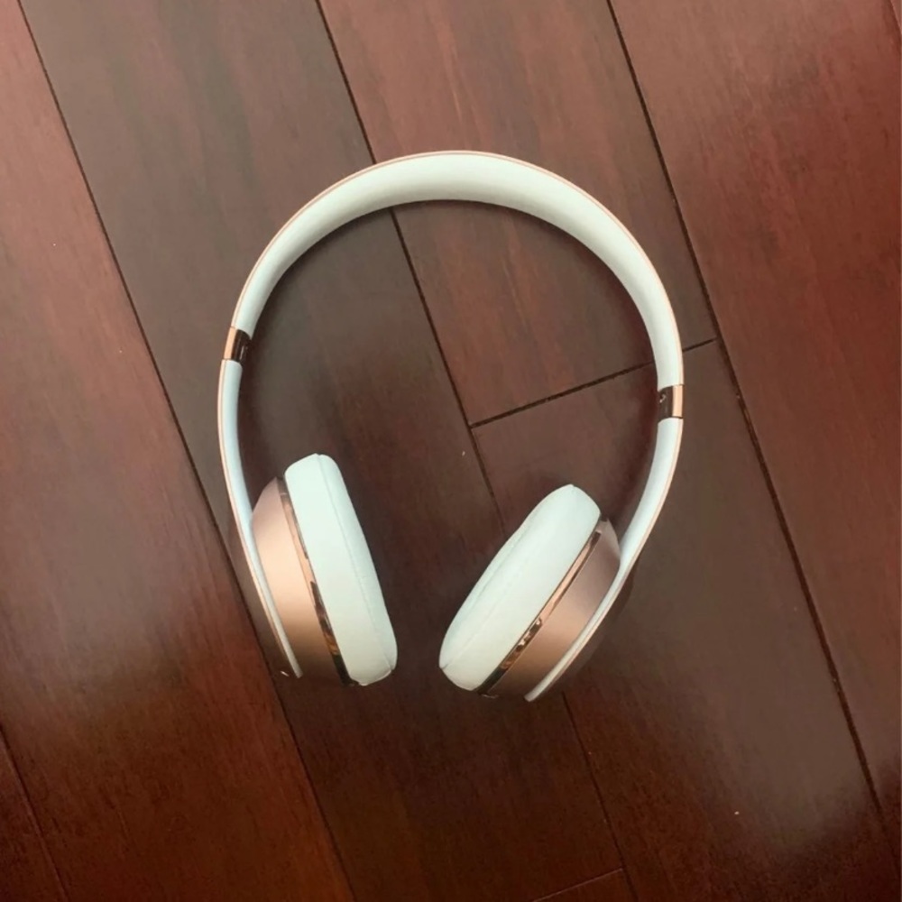 Beats Solo 3 wireless